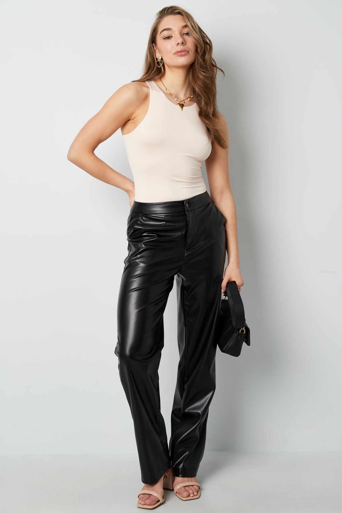 Body básico escote bajo