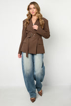 Blazer con cinturón doble