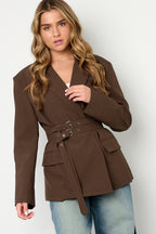 Blazer con cinturón doble