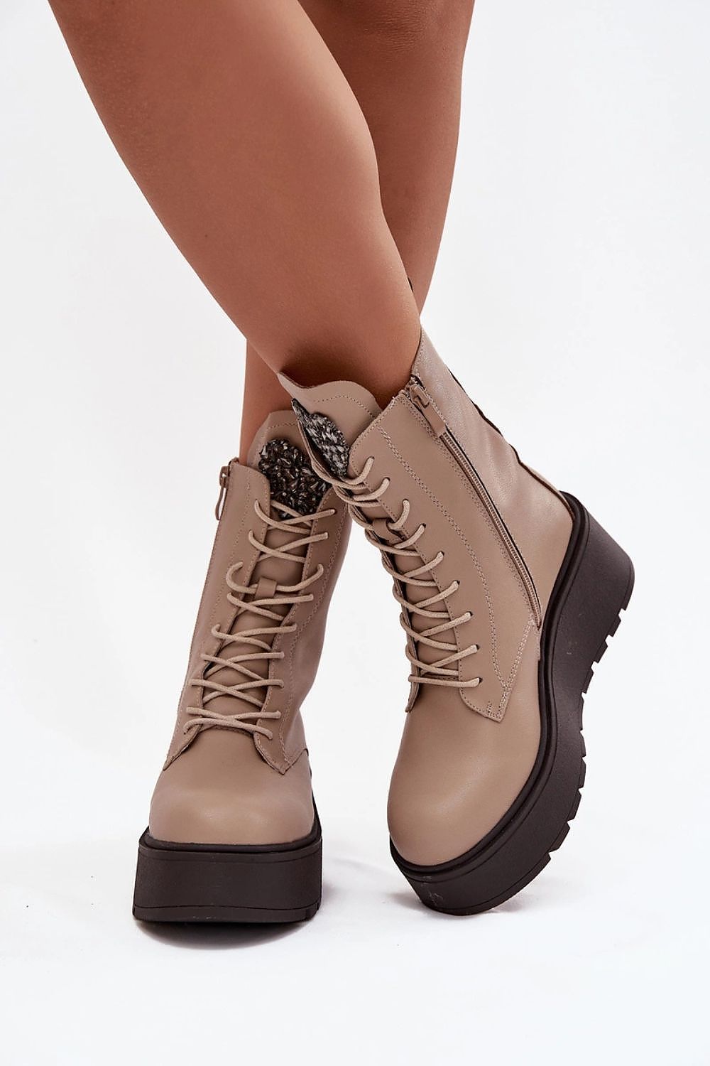  Platform boots model 219269 Step in style 